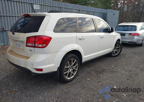 2015 Dodge Journey R/T z USA, uszkodzony, nr VIN 3C4PDDEG1FT593671